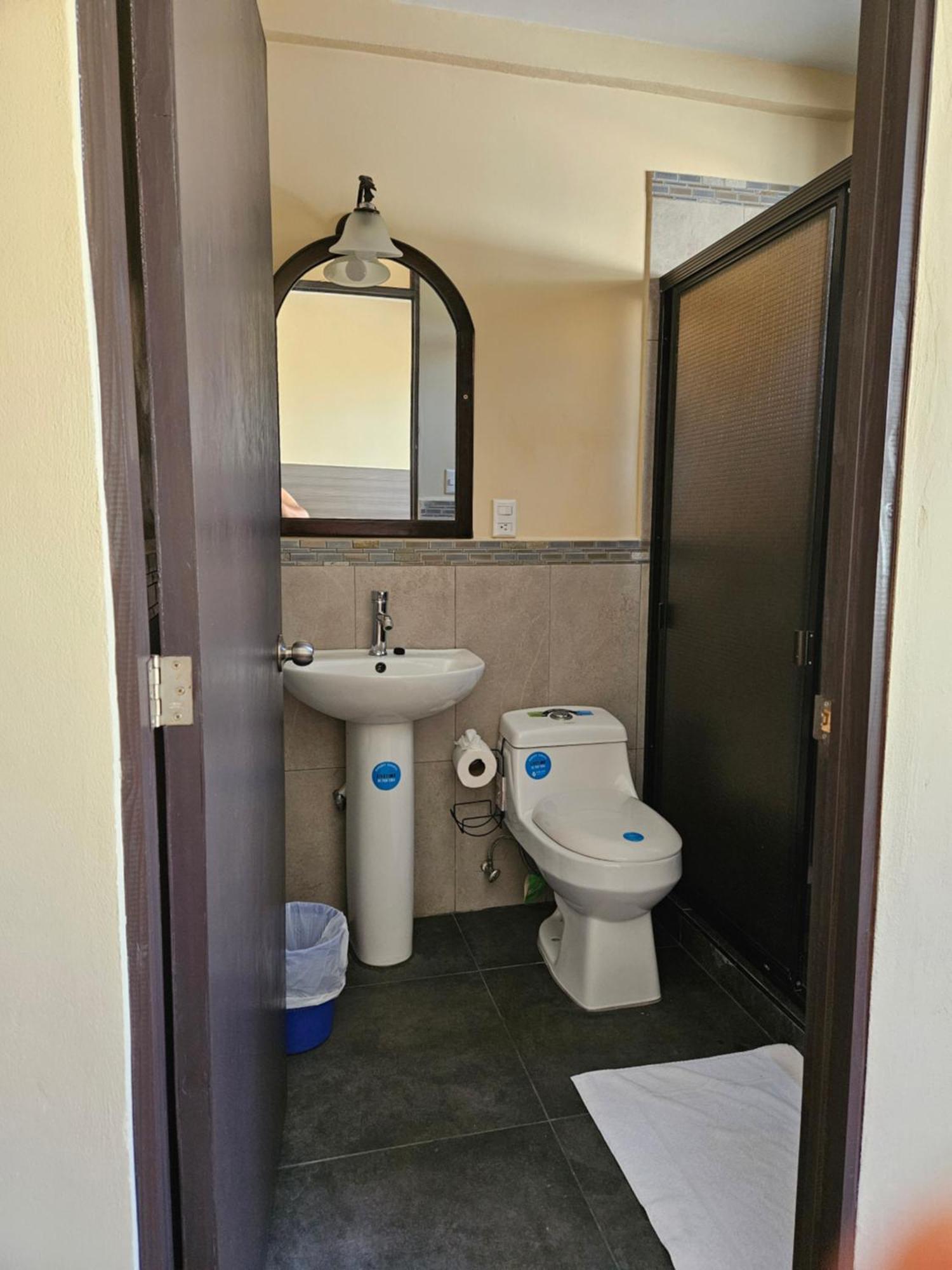 Habitaciones Casa Cuscatlan Tamanique الغرفة الصورة